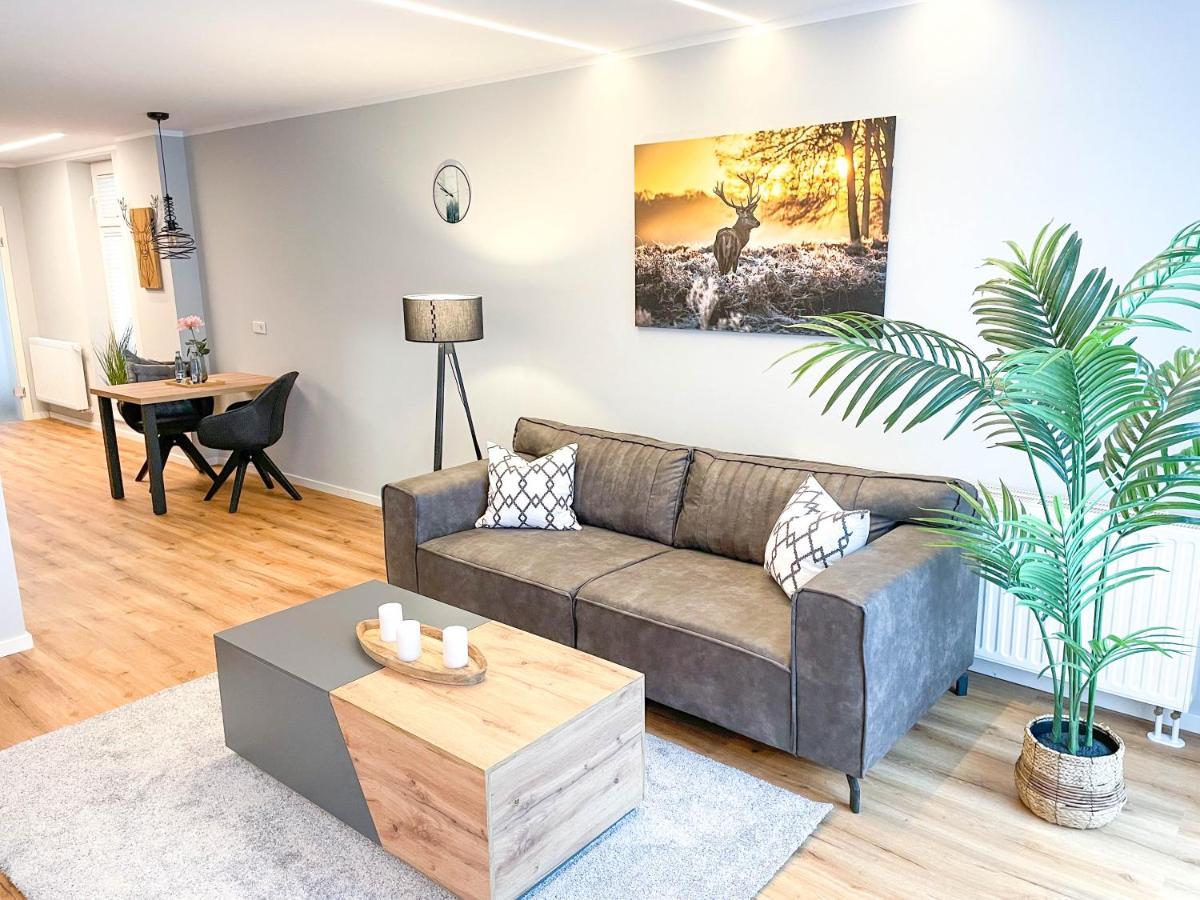Appartement Am Mythenweg Thale Esterno foto
